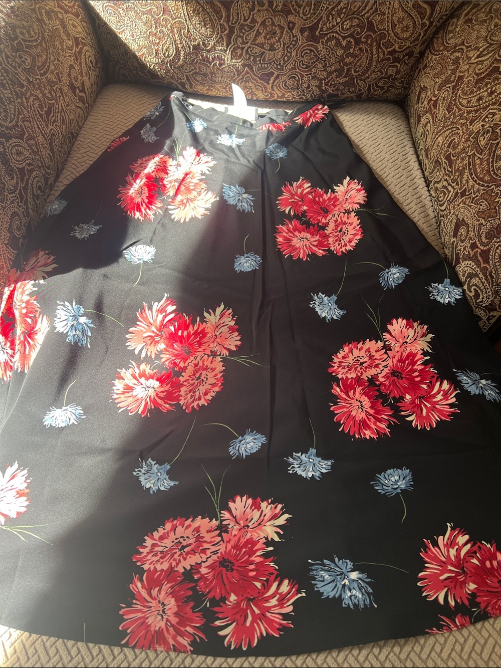 100% SILK Jones New York Black Maxi SKIRT with Red, Pink & Light Blue Floral